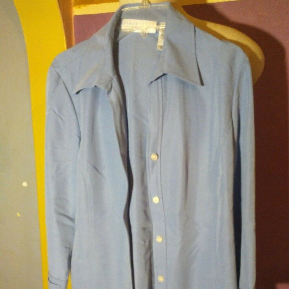 Liz Claiborne S Baby Blue Blouse Button